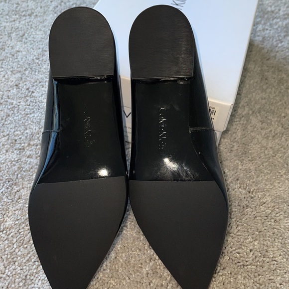 Calvin Klein Elin Patent shoes 6.5 in size - Picture 3 of 7